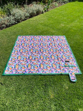 Load image into Gallery viewer, DITSY FLORAL PICNIC MAT
